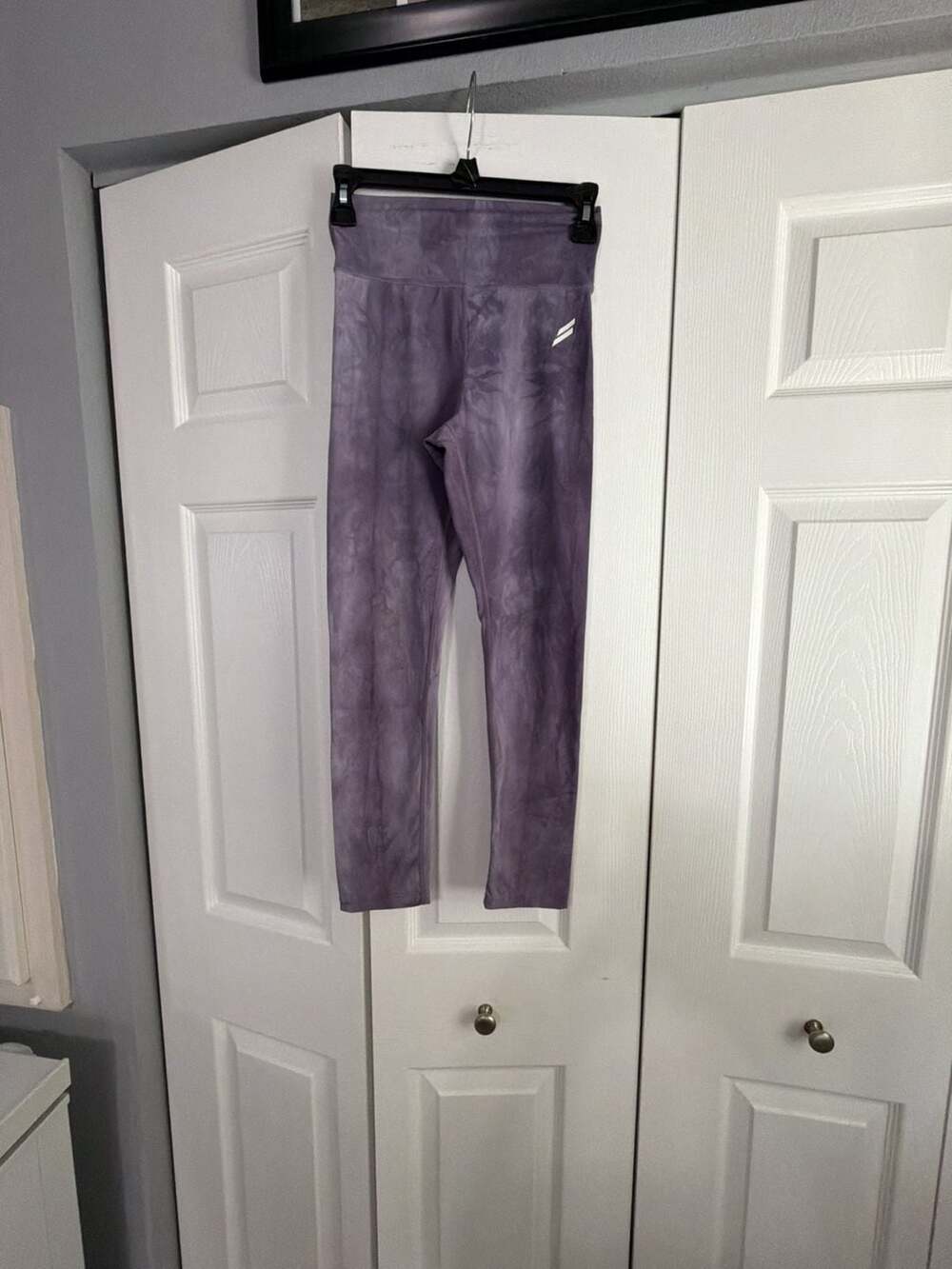 DOYOUEVEN Tie-Dye High-Waisted Workout Leggings